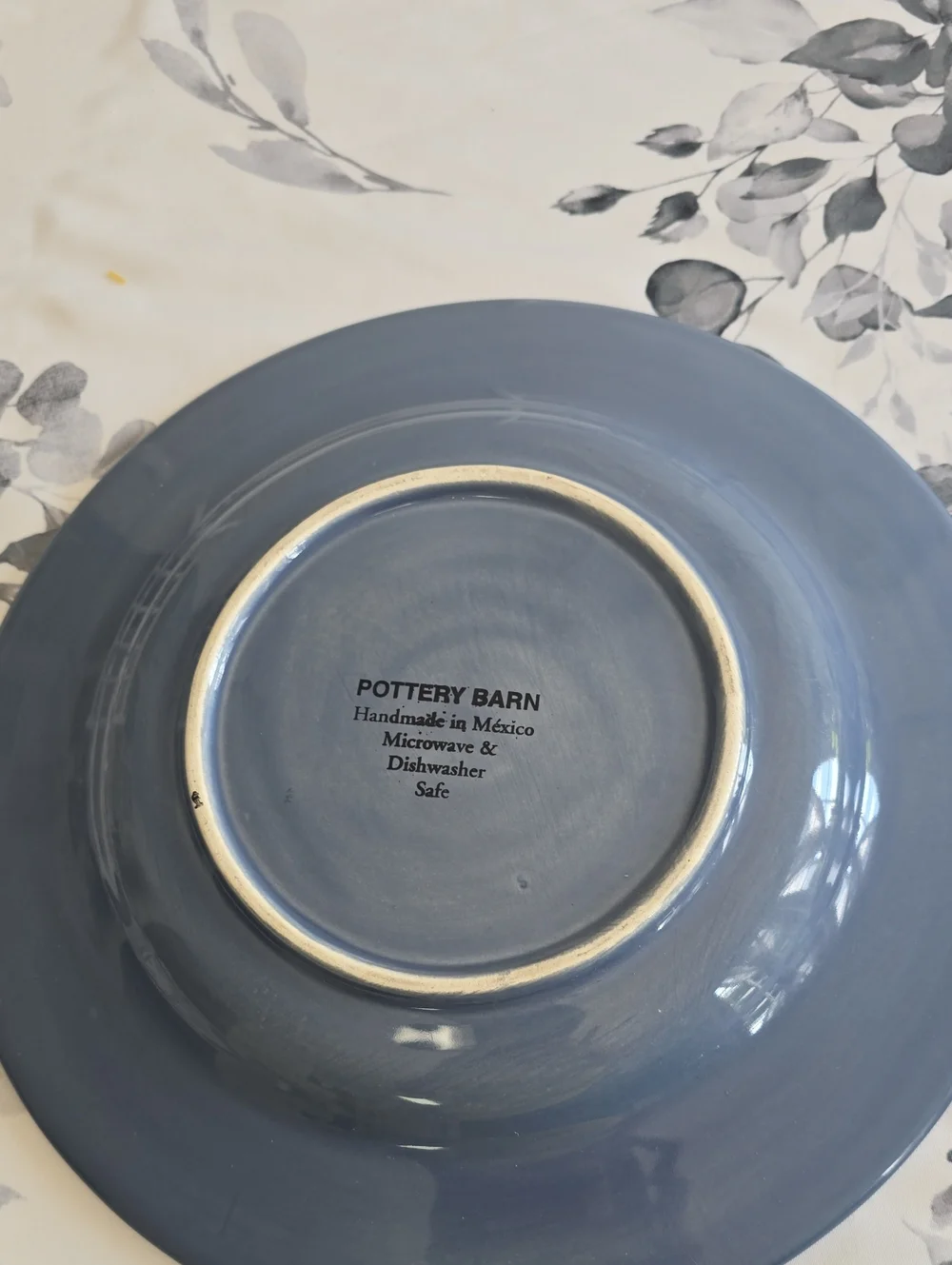 Vintage Pottery Barn Set Of 2 Sausalito Blue Dinner Plates Chargers 12